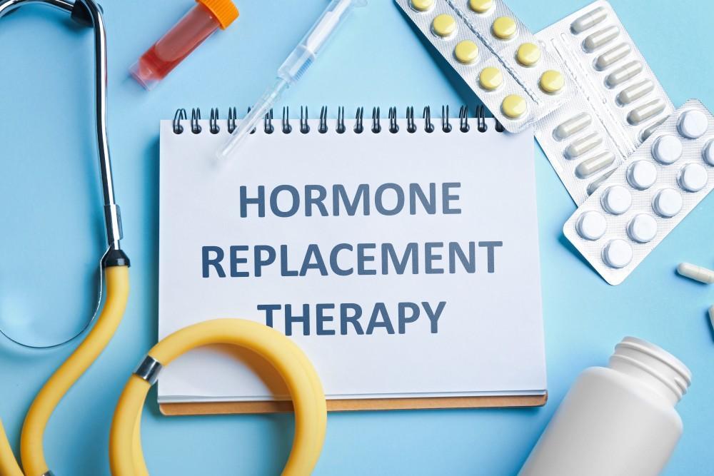 Liệu pháp hormone: Lợi ích, rủi ro và những điều cần biết